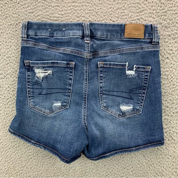 American Eagle Women's Curvy Midi Next Level Stretch Shorts  -  Size: 6 - Picture 4 of 16